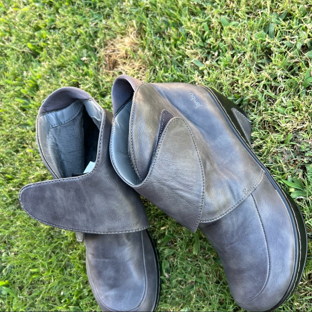 Jambu Gray Heeled Ankle Boots - Picture 5 of 7